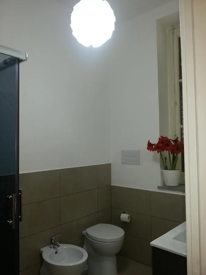 Ai Lattarini House Bed & Breakfast Palermo 2*,